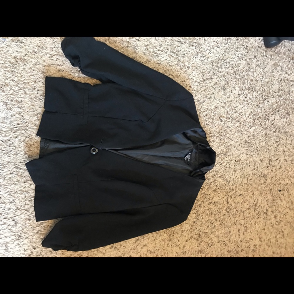 A. Byer 3/4 sleeve black blazer